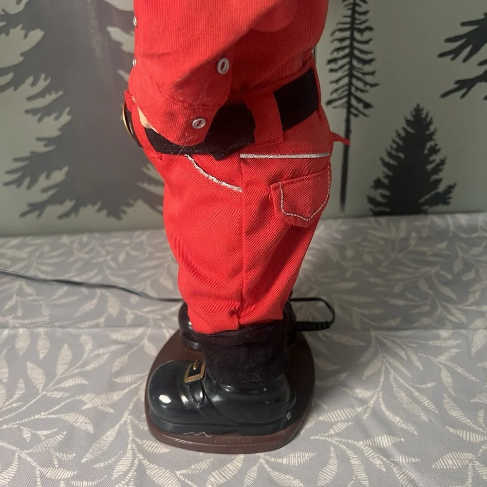 VTG Holly Jolly Rock Santa Singing Hip-Swingin' Santa Cowboy 1999 Alan Jackson‎